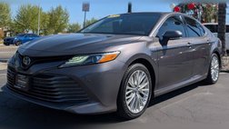 2020 Toyota Camry Hybrid XLE