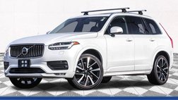 2021 Volvo XC90 T6 Momentum 6-Passenger