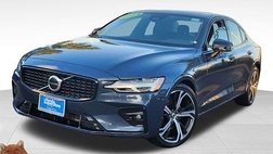 2024 Volvo S60 B5 Core Dark Theme