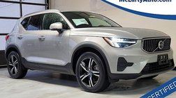 2025 Volvo XC40 B5 Core Bright Theme