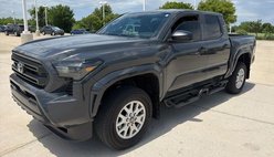 2025 Toyota Tacoma SR