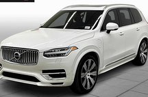 2024 Volvo XC90 Recharge T8 Ultimate Bright Theme 7P