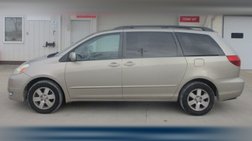 2004 Toyota Sienna 4 Dr XLE Passenger Van