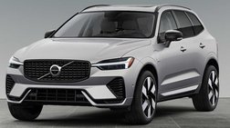 2025 Volvo XC60 T8 Plus Dark Theme
