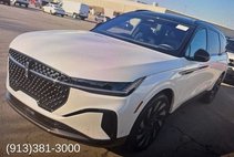 2024 Lincoln Nautilus Hybrid Reserve