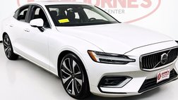 2023 Volvo S60 B5 Ultimate Bright Theme