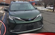 2023 Toyota Sienna Limited 7-Passenger