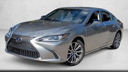 2019 Lexus ES 300h 