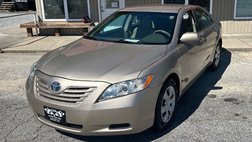 2009 Toyota Camry LE 5-spd AT