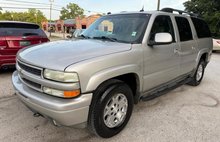 2004 Chevrolet Suburban Shield 1500