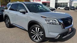 2025 Nissan Pathfinder Platinum