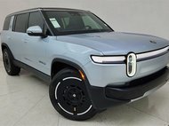 2025 Rivian R1S Adventure