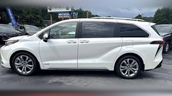 2021 Toyota Sienna Platinum 7-Passenger