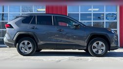 2022 Toyota RAV4 Hybrid LE