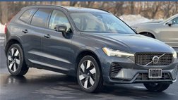 2024 Volvo XC60 Recharge T8 Plus Dark Theme