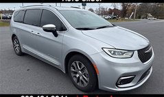 2023 Chrysler Pacifica Hybrid Pinnacle