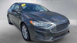 2020 Ford Fusion SE