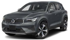 2025 Volvo XC40 B5 Plus Bright Theme