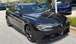 2023 Alfa Romeo Giulia Estrema