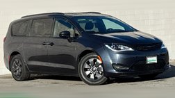2020 Chrysler Pacifica Hybrid Touring L