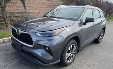 2023 Toyota Highlander Hybrid XLE