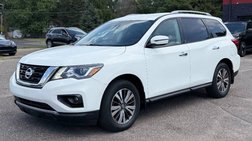 2017 Nissan Pathfinder SV