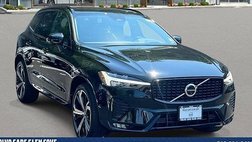 2025 Volvo XC60 B5 Ultra Dark Theme
