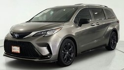 2022 Toyota Sienna XSE 7-Passenger