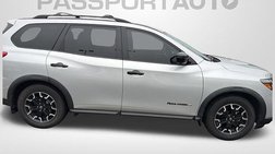 2020 Nissan Pathfinder SL