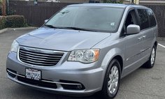 2013 Chrysler Town and Country Touring
