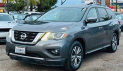 2017 Nissan Pathfinder SL