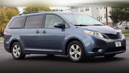 2014 Toyota Sienna LE