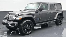 2025 Jeep Wrangler Sahara 4WD