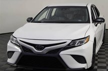 2020 Toyota Camry SE Nightshade
