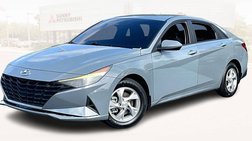 2023 Hyundai Elantra SE