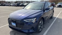 2022 Audi e-tron quattro Premium