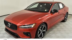 2024 Volvo S60 B5 Ultimate Dark Theme