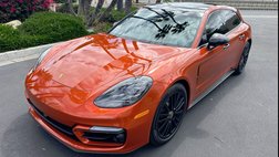 2023 Porsche Panamera GTS Sport Turismo
