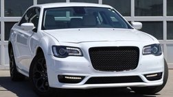 2022 Chrysler 300 Touring L