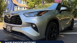 2022 Toyota Highlander LE