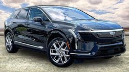2025 Cadillac OPTIQ Luxury 2