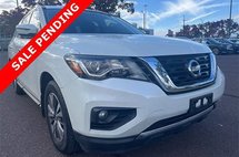 2018 Nissan Pathfinder SV