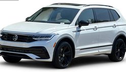 2024 Volkswagen Tiguan SE R-Line Black