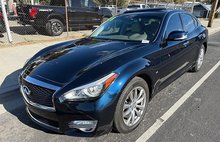 2018 Infiniti Q70 3.7 Luxe