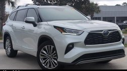 2022 Toyota Highlander Hybrid Platinum