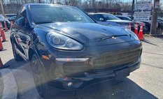 2017 Porsche Cayenne Platinum Edition