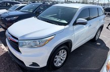 2015 Toyota Highlander LE