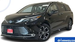 2025 Toyota Sienna Platinum 7-Passenger