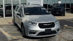 2023 Chrysler Pacifica Hybrid Pinnacle