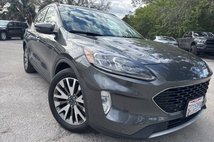 2020 Ford Escape Hybrid Titanium